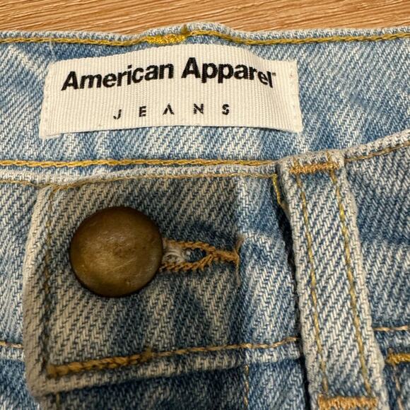 Vintage American Apparel High-Waisted Light Blue Denim Shorts Rolled Hem - Picture 6 of 7